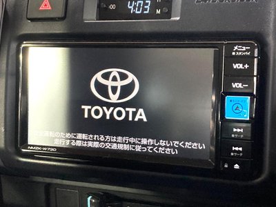 TOYOTA LAND CRUISER 70 - 3