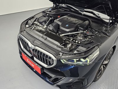 2025 BMW 5 SERIES 照片 7