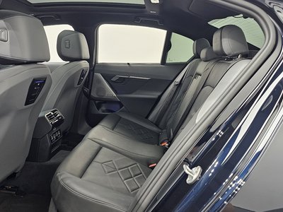 صورة مصغرة 16 لـ 2025 BMW 5 SERIES