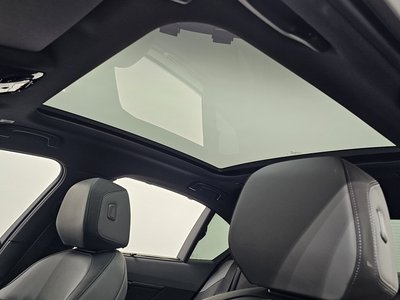 صورة مصغرة 25 لـ 2025 BMW 5 SERIES