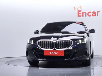 2025 BMW 5 SERIES 照片 3