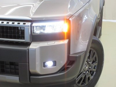 TOYOTA LAND CRUISER 250 - 7