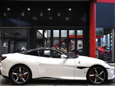 صورة 8 لـ 2022 Ferrari PORTOFINO M