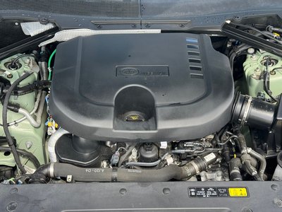 صورة 6 لـ 2023 LAND Rover DEFENDER