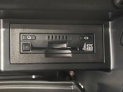 2023 Toyota LAND CRUISER PRADO — миниатюра 33