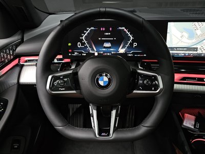 2025 BMW 5 SERIES 缩略图 18