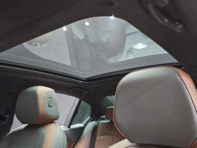 2025 BMW 5 SERIES 缩略图 22