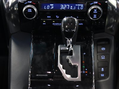 2020 TOYOTA ALPHARD 缩略图 11