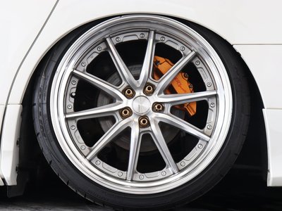 TOYOTA ALPHARD - 2
