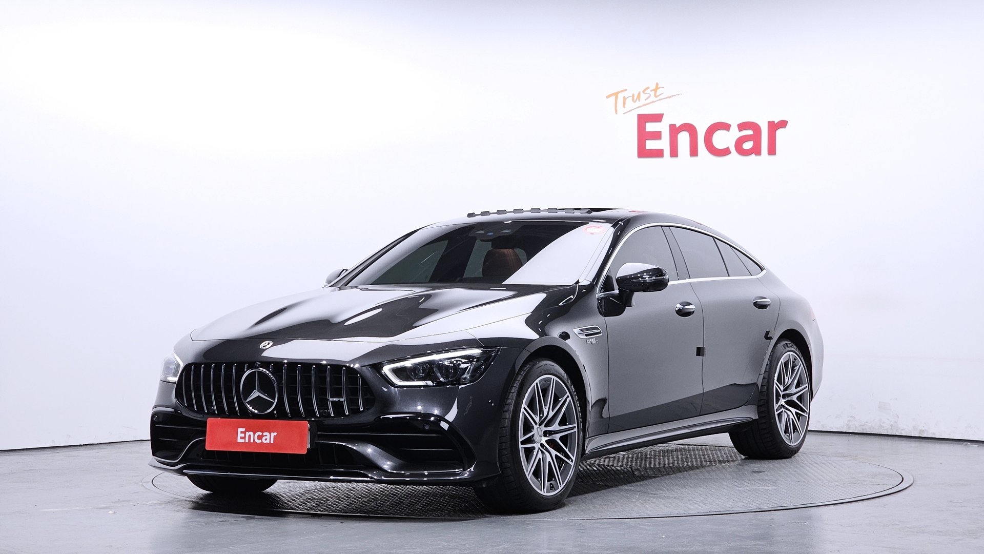 MERCEDES-BENZ GT AMG - View 1