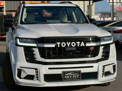 TOYOTA LAND CRUISER 300 - 6