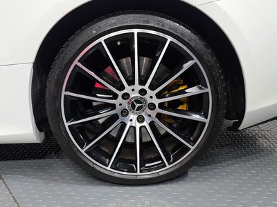 MERCEDES-BENZ E-CLASS - 6