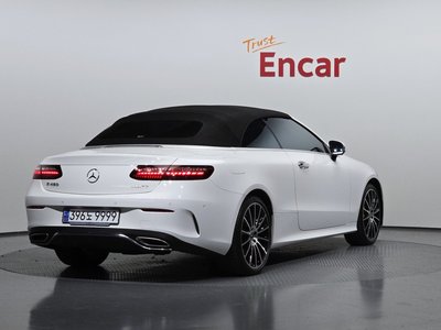 MERCEDES-BENZ E-CLASS - 3