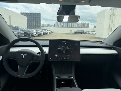 2022 Tesla MODEL Y — фото 6