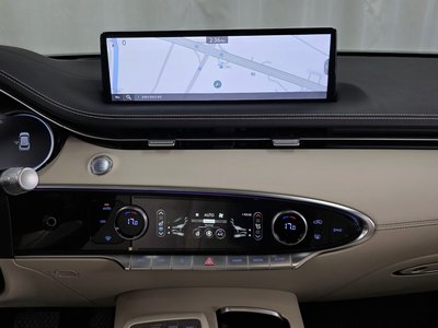 2021 Genesis GV70 — миниатюра 20