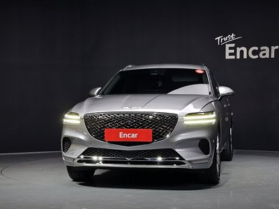 2021 Genesis GV70 photo 2