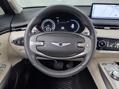 2021 Genesis GV70 — миниатюра 19