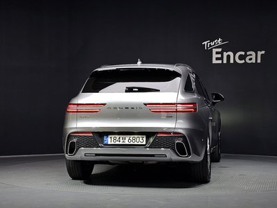 2021 Genesis GV70 photo 3