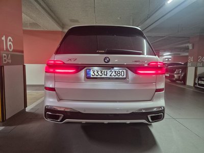 2026 BMW X7 — фото 3