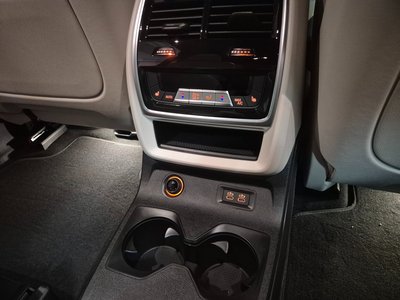 2026 BMW X7 缩略图 12
