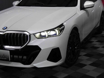 صورة 4 لـ 2024 BMW 5 SERIES TOURING