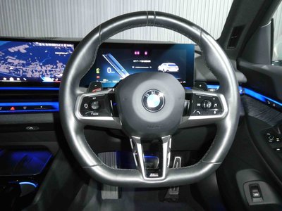 2024 BMW 5 SERIES TOURING — миниатюра 12