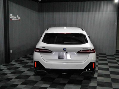 صورة 8 لـ 2024 BMW 5 SERIES TOURING