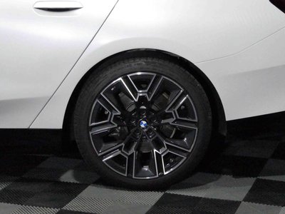 صورة 10 لـ 2024 BMW 5 SERIES TOURING