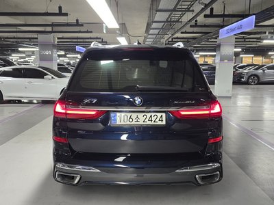 BMW X7 - 6