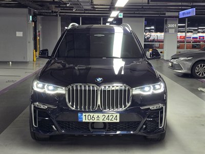 BMW X7 - 1