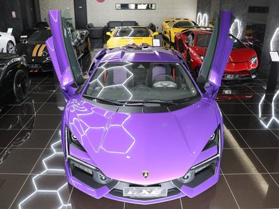 صورة مصغرة 24 لـ 2024 Lamborghini REVUELTO