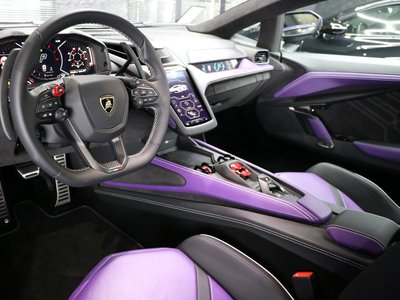 2024 Lamborghini REVUELTO photo 6