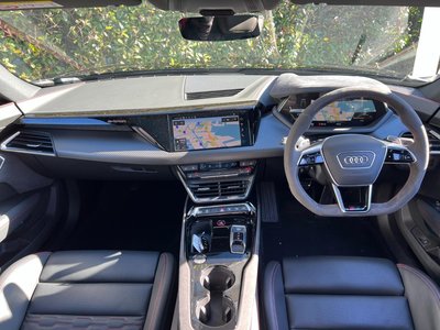 صورة مصغرة 14 لـ 2024 AUDI RS E-TRON GT