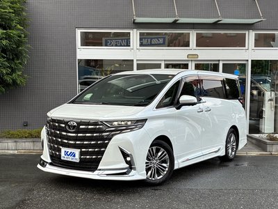 2024 Toyota ALPHARD — фото 1