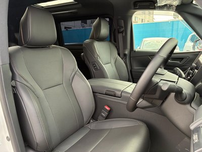 2024 Toyota ALPHARD — фото 4