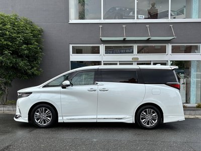 2024 Toyota ALPHARD — фото 8