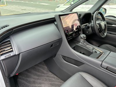 2024 Toyota ALPHARD — миниатюра 14