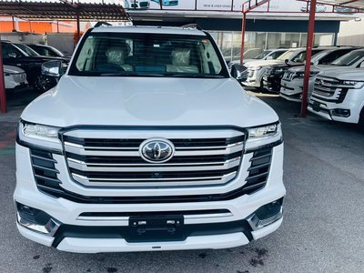 TOYOTA LAND CRUISER 300 - 2