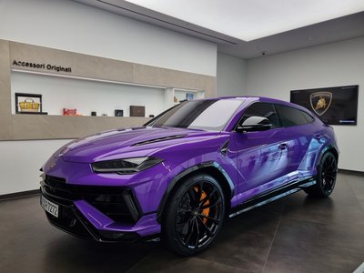 LAMBORGHINI URUS - 1