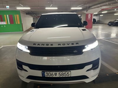 صورة 8 لـ 2023 LAND Rover RANGE ROVER SPORT