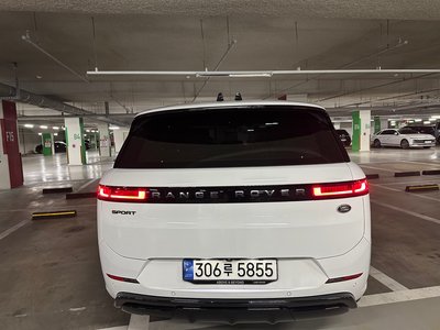 صورة 3 لـ 2023 LAND Rover RANGE ROVER SPORT