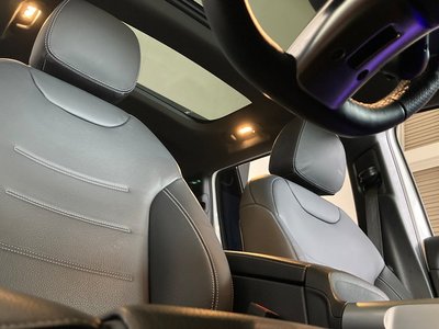 MERCEDES-BENZ GLB AMG - 10