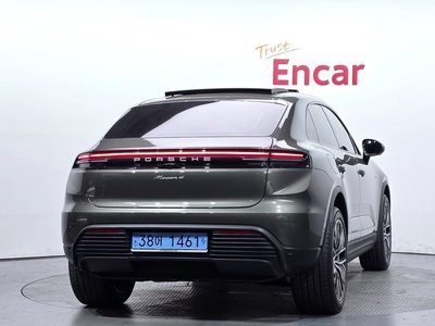 2025 Porsche MACAN 照片 4