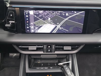 2025 Porsche MACAN 缩略图 14