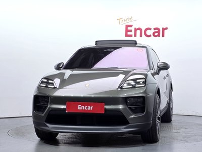 2025 Porsche MACAN 照片 2