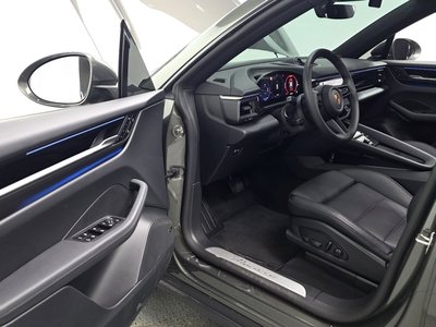 2025 Porsche MACAN 缩略图 11