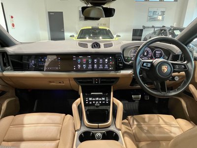 PORSCHE CAYENNE - 10