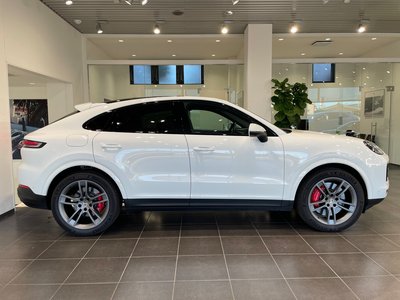 PORSCHE CAYENNE - 4