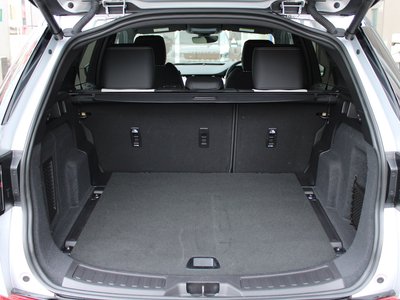 LAND ROVER DISCOVERY SPORT - 10