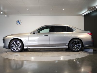 BMW 7 SERIES - 9